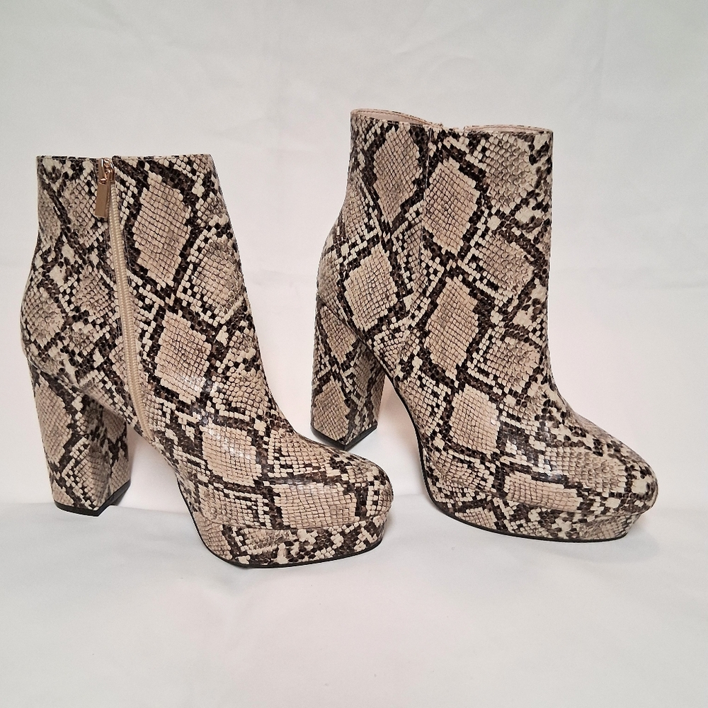 BAMBOO Snakeskin Black Cream Mid-Calf Heeled Boots